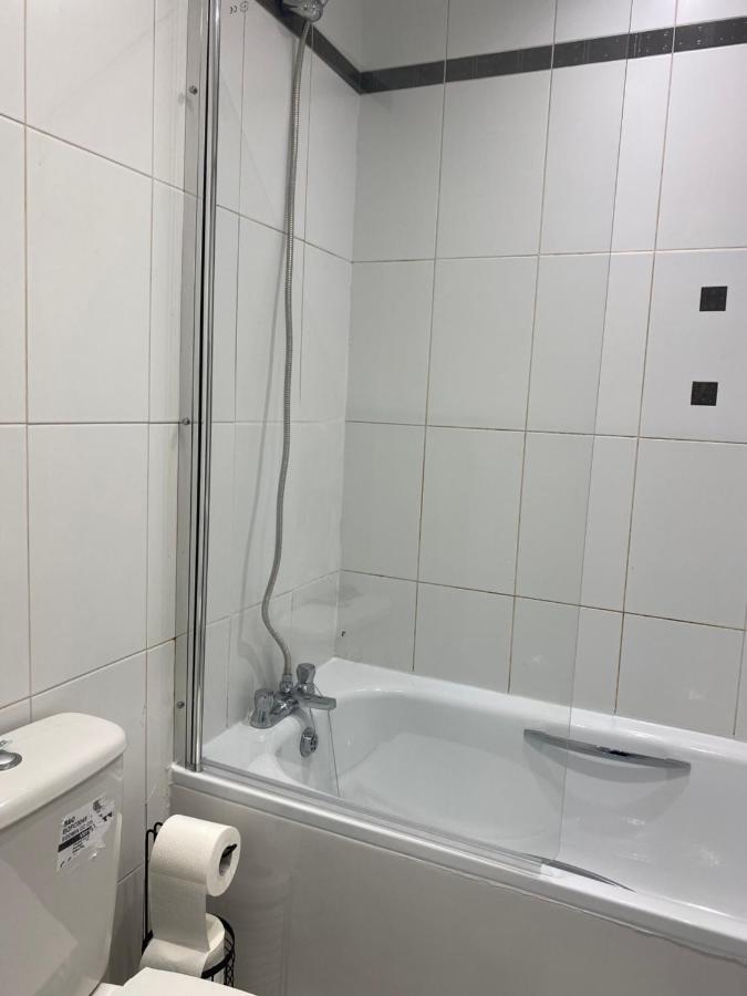 Central Leeds Townhouse With Private Roof Garden Sleeps 4 Екстериор снимка
