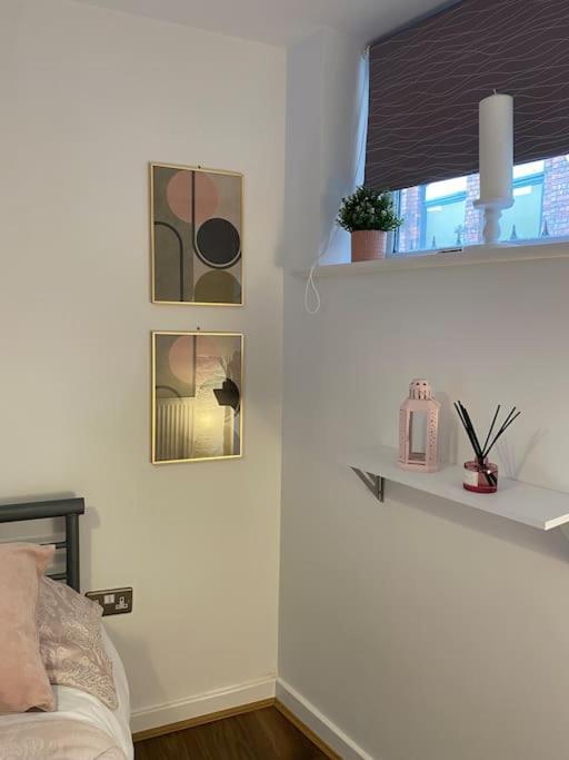 Central Leeds Townhouse With Private Roof Garden Sleeps 4 Екстериор снимка