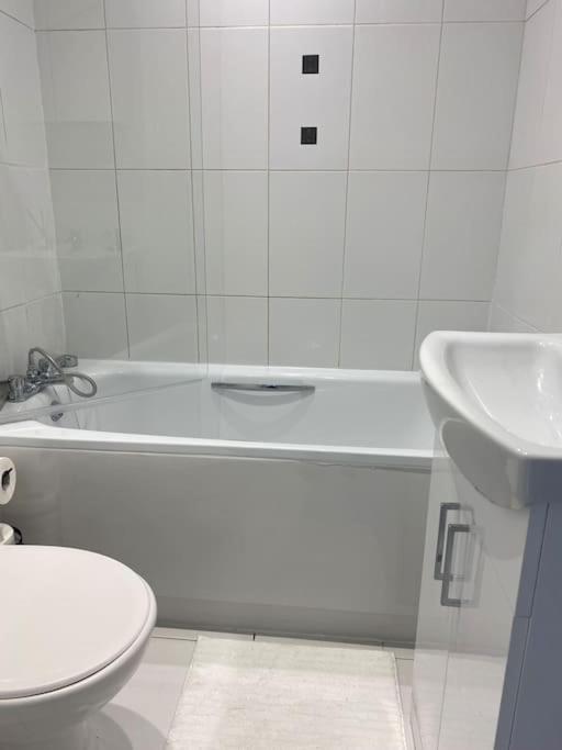 Central Leeds Townhouse With Private Roof Garden Sleeps 4 Екстериор снимка